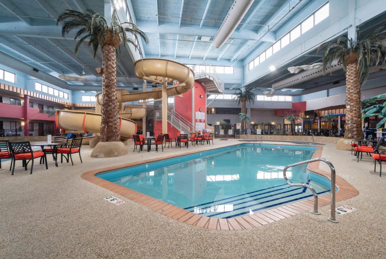 Ramada By Wyndham Sioux Falls Airport - Waterpark Resort & Event Center Exteriér fotografie