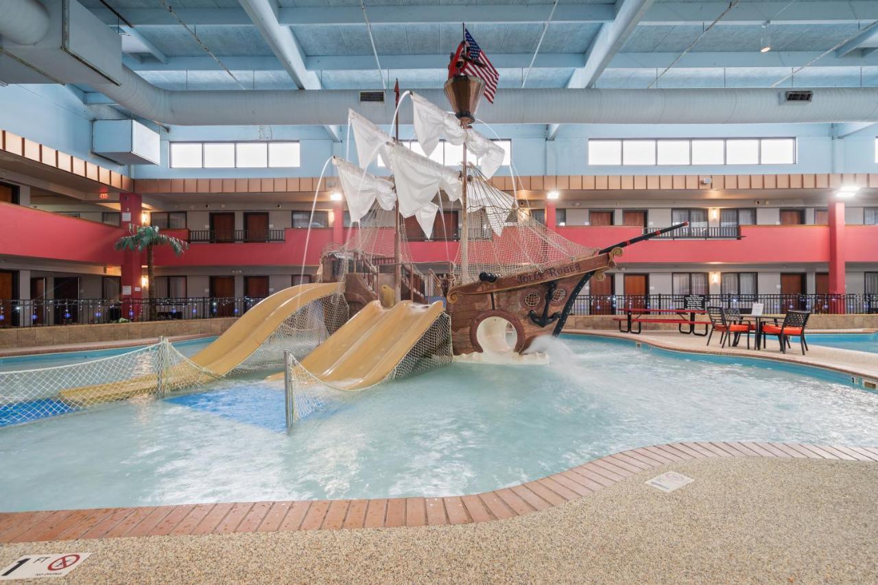 Ramada By Wyndham Sioux Falls Airport - Waterpark Resort & Event Center Exteriér fotografie