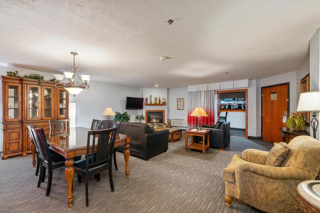 Ramada By Wyndham Sioux Falls Airport - Waterpark Resort & Event Center Exteriér fotografie