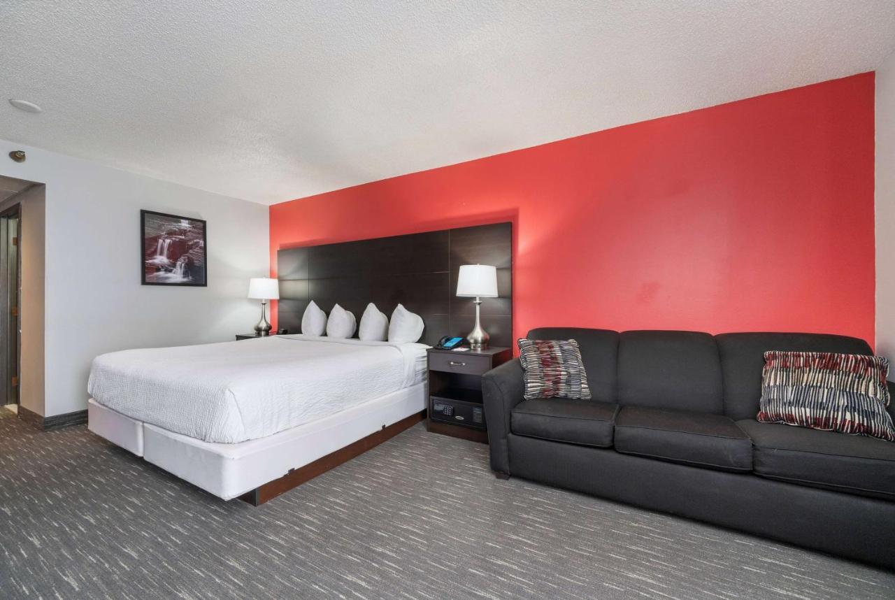 Ramada By Wyndham Sioux Falls Airport - Waterpark Resort & Event Center Exteriér fotografie