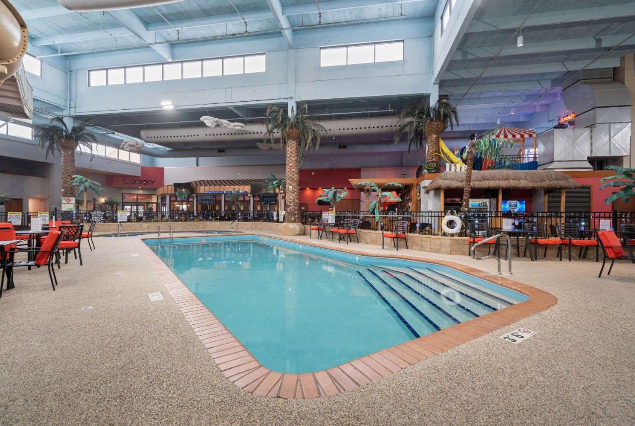 Ramada By Wyndham Sioux Falls Airport - Waterpark Resort & Event Center Exteriér fotografie