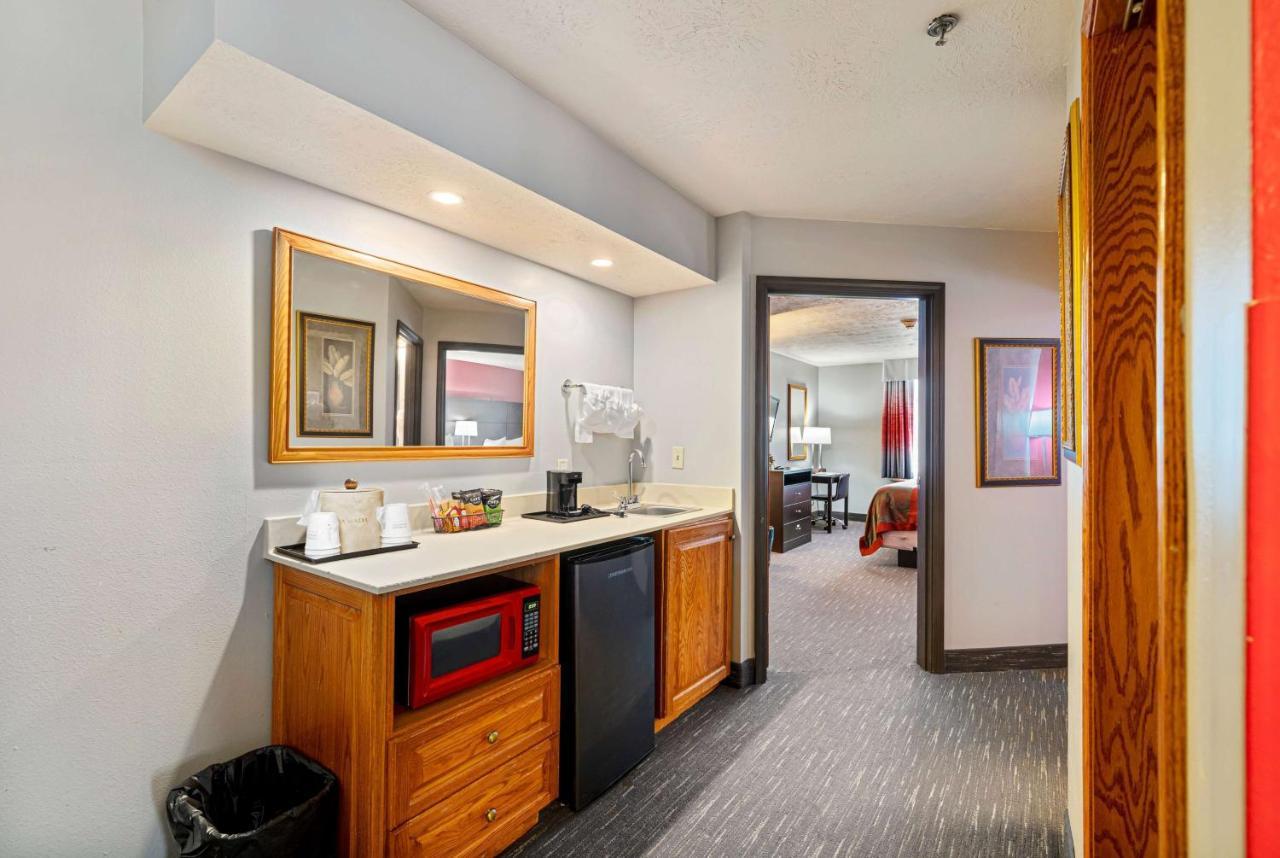 Ramada By Wyndham Sioux Falls Airport - Waterpark Resort & Event Center Exteriér fotografie
