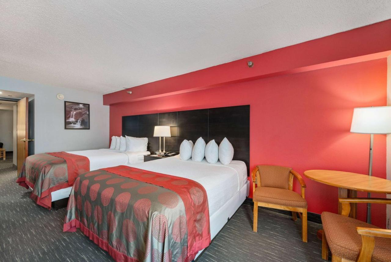Ramada By Wyndham Sioux Falls Airport - Waterpark Resort & Event Center Exteriér fotografie
